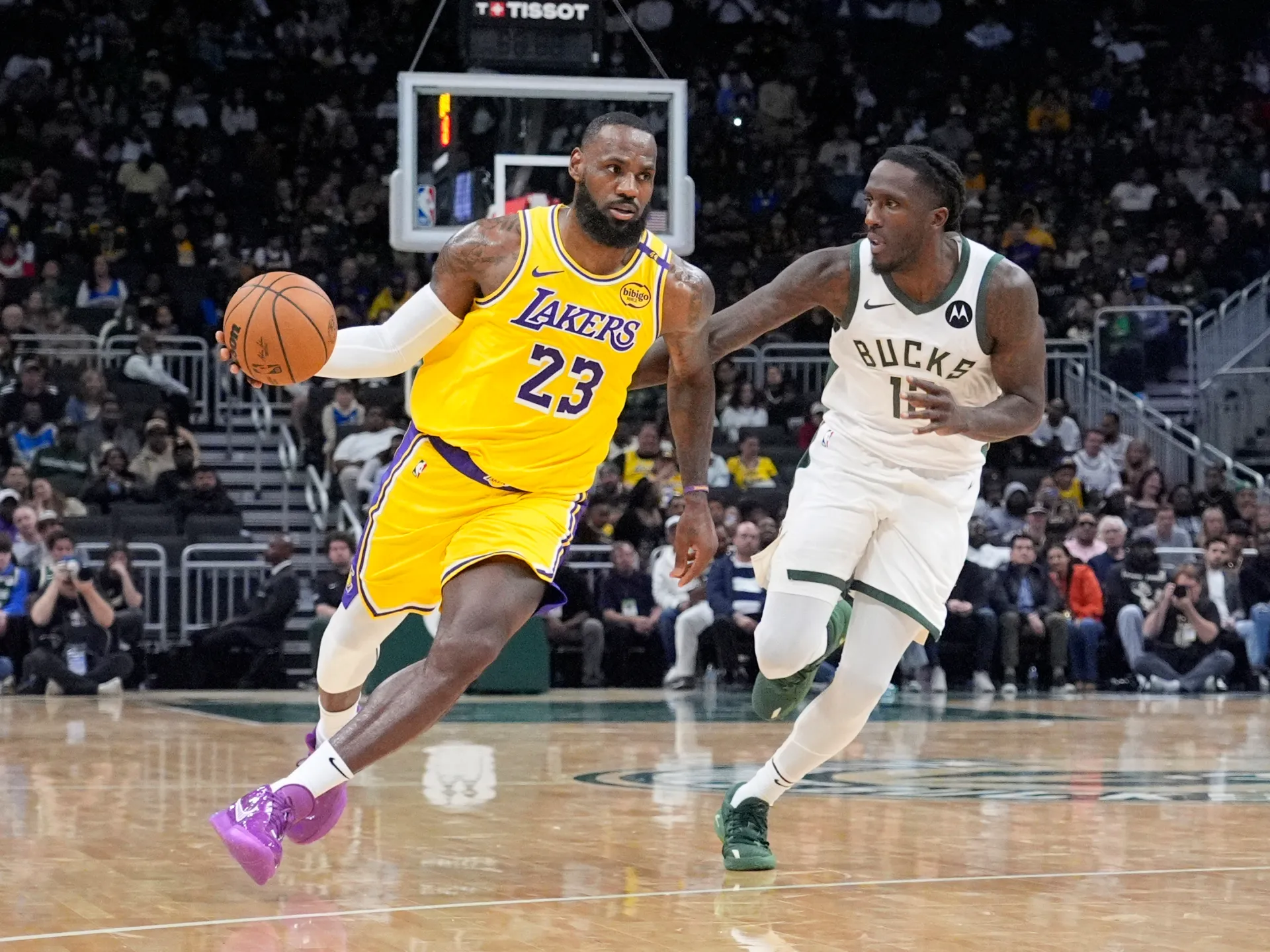 NBA官方：贝恩将球砸向对手，违反体育道德&罚款35000美元