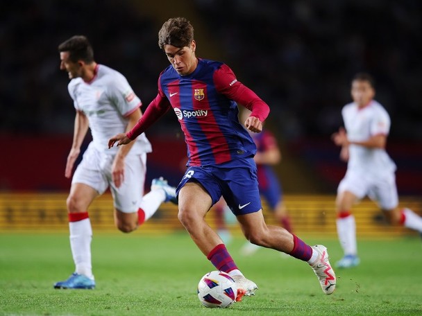 石川佳纯恨嫁宣言：很想三年内结婚 喜欢打高尔夫最近在学中国烹饪
